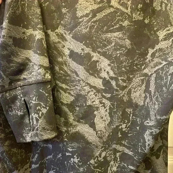 Lole’ Women’s Performance Jacket  Size Large - Picture 5 of 5